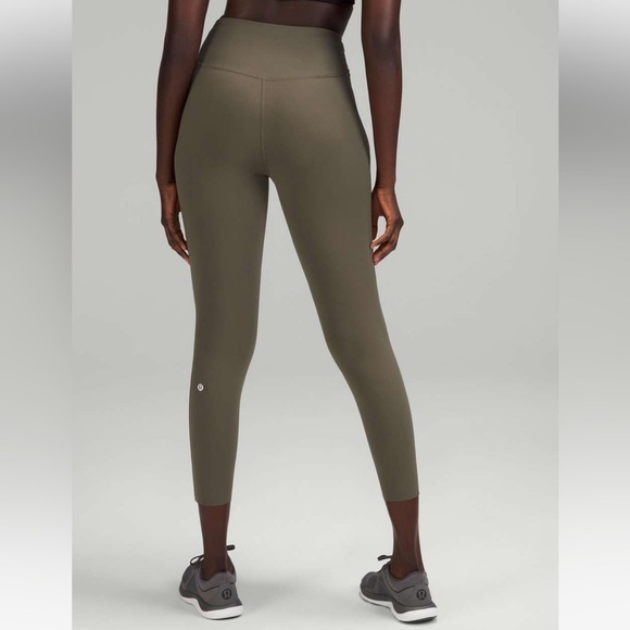 Lululemon Base Pace High-Rise Running Tight 24"
Army Green size 4 - Picture 10 of 10
